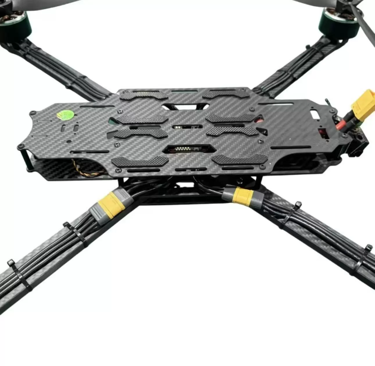 AIガイダンスと光ファイバー伝送を備えた15インチFPVドローン